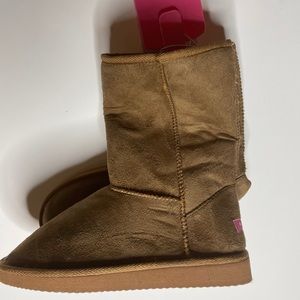 Isaac Mizrahi New York Ankle Boots faux fur size 6